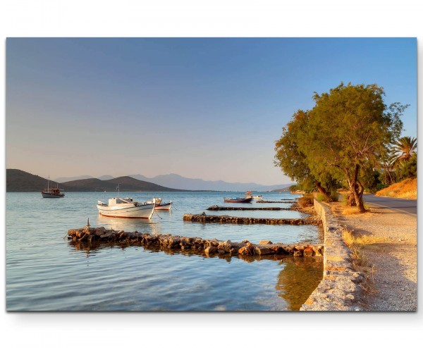 Landschaftsfotografie - Küste von Kreta mit anliegendem Boot - Leinwandbild