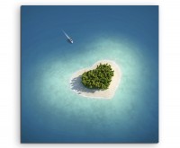 Landschaftsfotografie - Herzförmige Paradiesinsel auf Leinwand