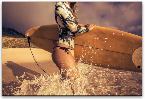 Surfen am Strand Wandbild in verschiedenen Größen