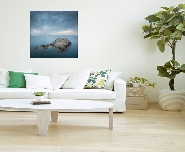 80x80cm Meer Insel Felsen Wolken grau mystisch