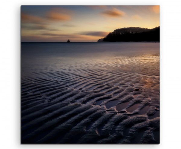 Landschaftsfotografie Wolkiger Sonnenaufgang in Sassnitzer, Rügen auf Leinwand exklusives Wandbil