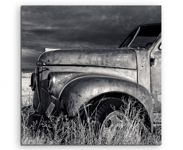 Naturfotografie – Alter Truck auf Leinwand