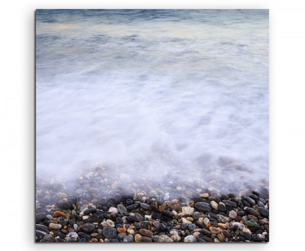 Naturfotografie Strand mit bunten Kieselsteinen auf Leinwand exklusives Wandbild moderne Fotografi