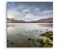 Landschaftsfotografie – Alte Schlossruine am See auf Leinwand