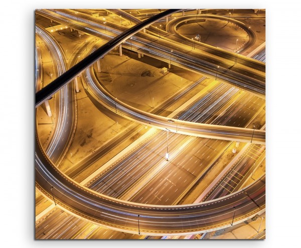 Architektur Fotografie Verkehrskreuz bei Nacht, Abu Dhabi auf Leinwand exklusives Wandbild moderne